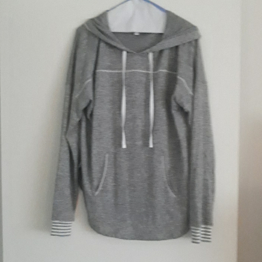 Light sweatshirt